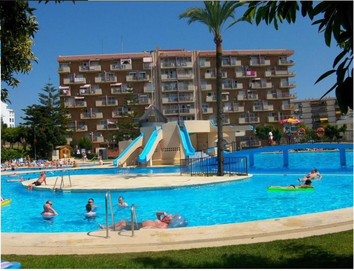 Estudio J-60, Terraza & 1º Planta Benalmádena Buitenkant foto